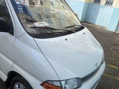 Usado Toyota HiAce 2000 Monovolume