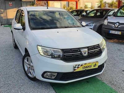 Usado Dacia Sandero Comfort 90 HP (66 kW) 2017 Branco