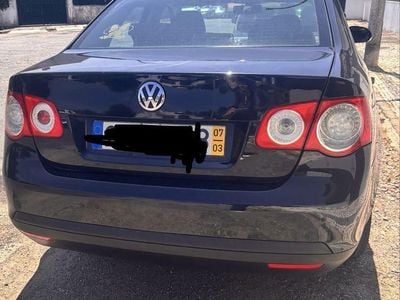 Usado 2007 VW Jetta Sedan | € 4.500 (Bom preço)