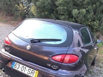 Usado 2001 Alfa Romeo 147 Citadino | € 2.400