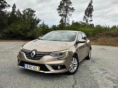 Usado Renault Mégane IV 110 HP (80 kW) 2016 Outra Citadino