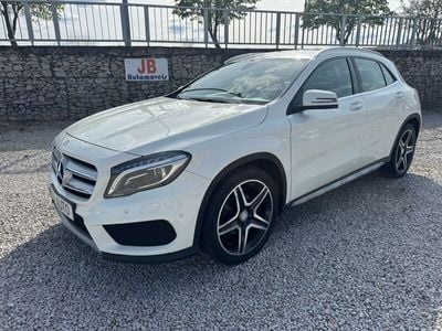 Mercedes GLA200