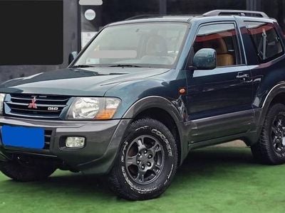 Usado Mitsubishi Pajero 165 HP (121 kW) 2000 Verde SUV