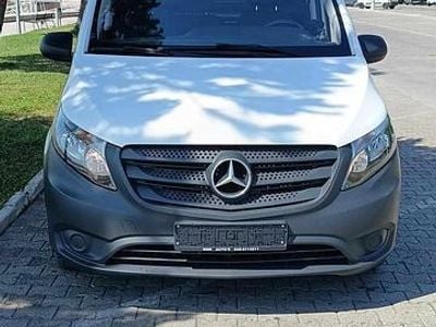 Mercedes Vito