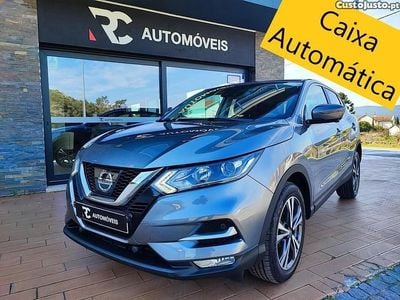 Cinza Usado 2017 Nissan Qashqai 360º SUV | € 20.750 (Preço justo)
