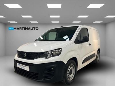 Branco Usado 2022 Peugeot Partner Monovolume | € 15.650 (Preço justo)