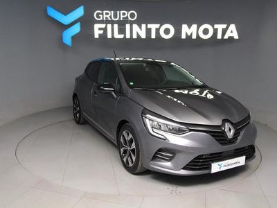 Cinzento Usado 2023 Renault Clio V Evolution | € 17.940 (Preço justo)