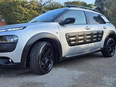 Cinzento Usado 2016 Citroën C4 Cactus Citadino | € 9.950 (Super Preço)