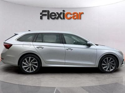 Cinza Usado 2022 Skoda Octavia Style Carrinha | € 24.480 (Preço justo)