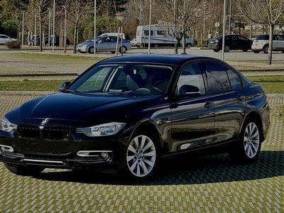 Usado 2015 BMW 320 Comfort Edition Sedan | € 14.999 (Super Preço)