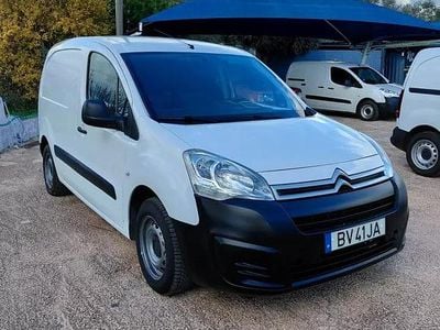 Branco Usado 2018 Citroën Berlingo Monovolume | € 12.980 (Preço justo)
