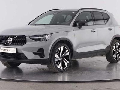 Usado Volvo XC40 163 HP (119 kW) 2025 Prateado SUV