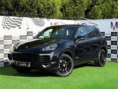 Preto Usado 2015 Porsche Cayenne Platinum Edition SUV | € 38.900 (Caro)