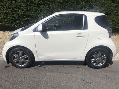 Toyota iQ