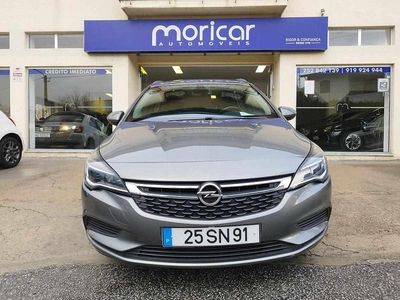 Usado Opel Astra 110 HP (80 kW) 2017 Cinzento Carrinha
