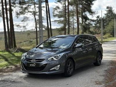 Usado Hyundai i40 115 HP (84 kW) 2013 Cinza Carrinha