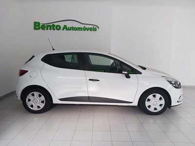 Branco Usado 2018 Renault Clio IV Zen | € 7.999 (Bom preço)