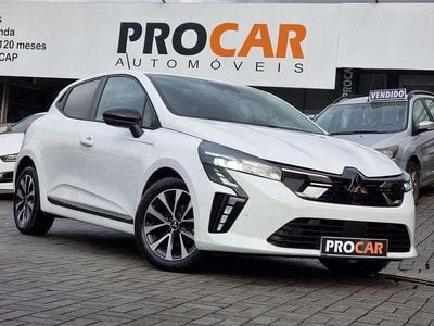 Branco Usado 2024 Mitsubishi Colt Invite | € 17.500 (Preço justo)