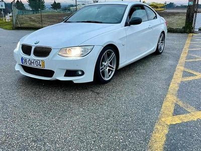 Usado BMW 320 184 HP (135 kW) 2015 Branco Coupé