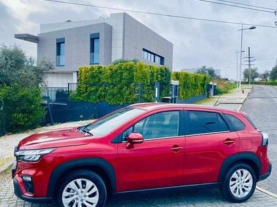 Usado Suzuki SX4 129 HP (94 kW) 2025 Outra Carrinha