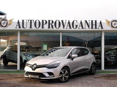 Cinza Usado 2016 Renault Clio IV Dynamique | € 9.900 (Preço elevado)