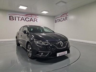 Preto Usado 2016 Renault Mégane III | € 16.750