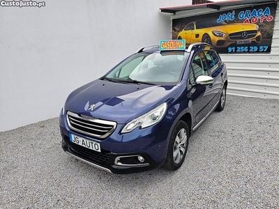 Usado Peugeot 2008 Allure 82 HP (60 kW) 2015 Azul SUV