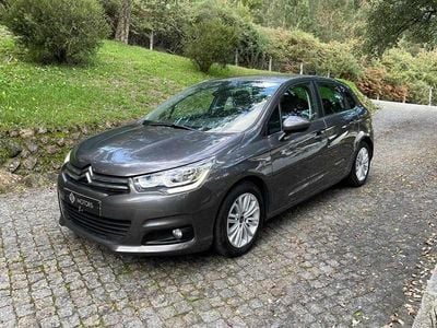 Cinzento Usado 2016 Citroën C4 Feel | € 11.850 (Preço justo)