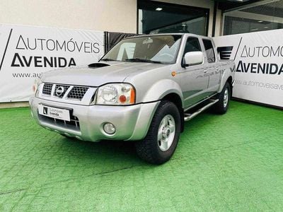 Usado Nissan Navara 133 HP (97 kW) 2004 Cinzento Pickup
