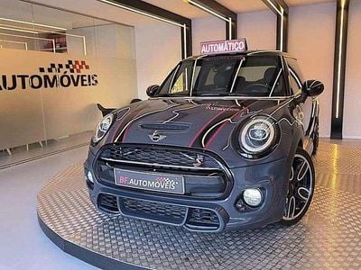 Cinzento Usado 2019 Mini Cooper D Citadino | € 24.900