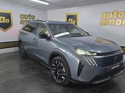 Usado Peugeot 5008 Allure 145 HP (106 kW) 2024 Azul Monovolume