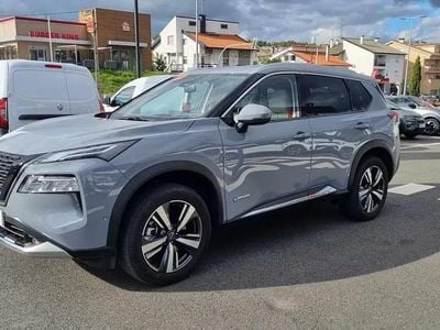 Usado Nissan X-Trail Tekna 213 HP (156 kW) 2023 Cinzento SUV