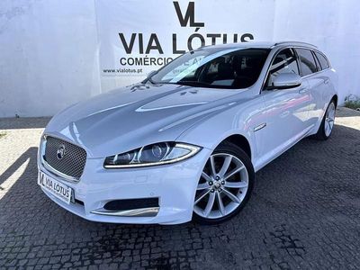 Branco Usado 2012 Jaguar XF Luxury Carrinha | € 12.900