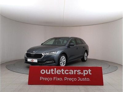 Usado Skoda Octavia Style 116 HP (85 kW) 2021 Cinzento escuro metalizado Carrinha