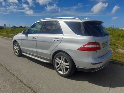 Usado Mercedes ML350 258 HP (189 kW) 2014 SUV