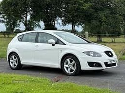 Usado Seat Leon 105 HP (77 kW) 2011 Branco Citadino