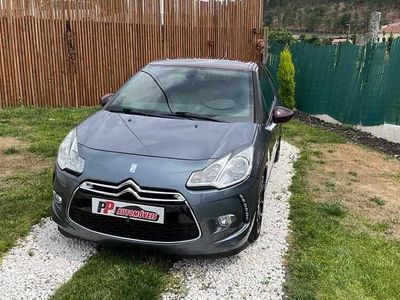 Usado Citroën DS3 156 HP (114 kW) 2011 Cinzento Citadino