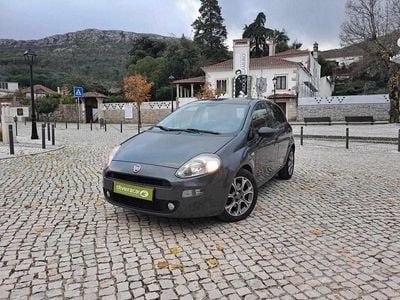 Cinzento Usado 2018 Fiat Punto | € 8.950 (Preço justo)