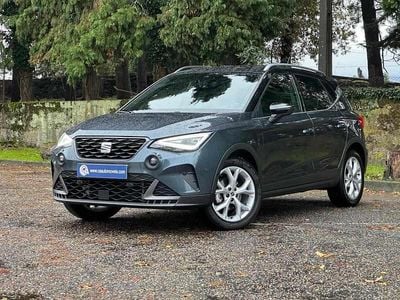 Usado Seat Arona FR 110 HP (80 kW) 2023 Cinza SUV