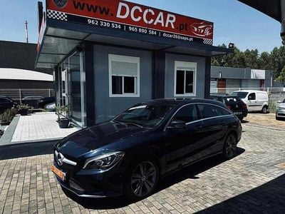 Usado Mercedes CLA180 AMG line 109 HP (80 kW) 2017 Azul Sedan