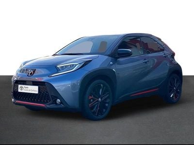 Cinza (pintura metalizada) Usado 2024 Toyota Aygo X SUV | € 20.750 (Caro)