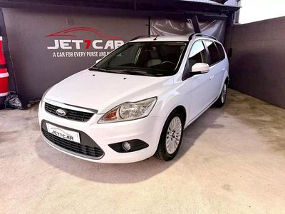 Branco Usado 2010 Ford Focus Titanium Carrinha | € 7.490 (Caro)
