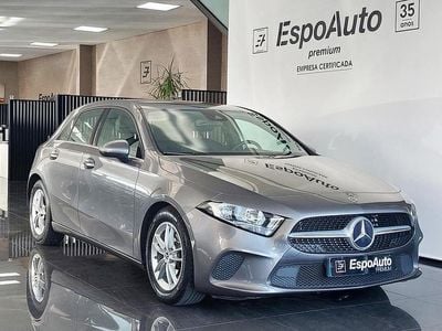 Cinza Usado 2019 Mercedes A180 Style Sedan | € 22.900 (Preço justo)