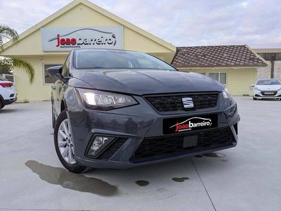 Cinzento Usado 2024 Seat Ibiza | € 16.900 (Preço justo)
