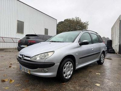 Cinza Usado 2004 Peugeot 206 Carrinha | € 2.500 (Bom preço)