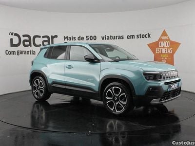 Azul Usado 2024 Jeep Avenger EV Summit SUV | € 24.899 (Preço justo)