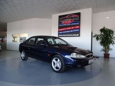 usado Ford Mondeo 1.8 TD Ghia