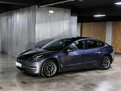 Azul Usado 2020 Tesla Model 3 Long Range AWD Sedan | € 25.500 (Preço justo)