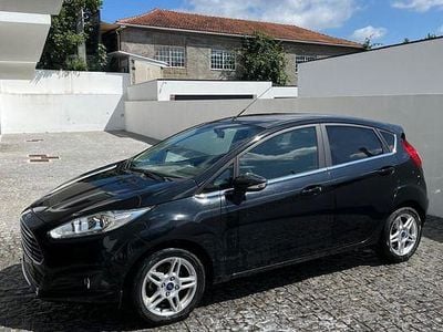 Usado 2015 Ford Fiesta Titanium Sedan | € 6.999 (Bom preço)