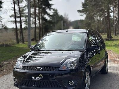 Usado Ford Fiesta Ghia 75 HP (55 kW) 2007 Citadino